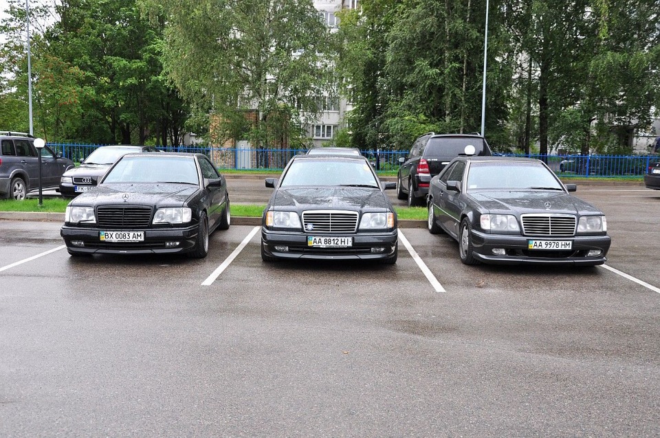 LUXURY OF MERCEDES-BENZ COUPES 2012 PHOTO_1 1