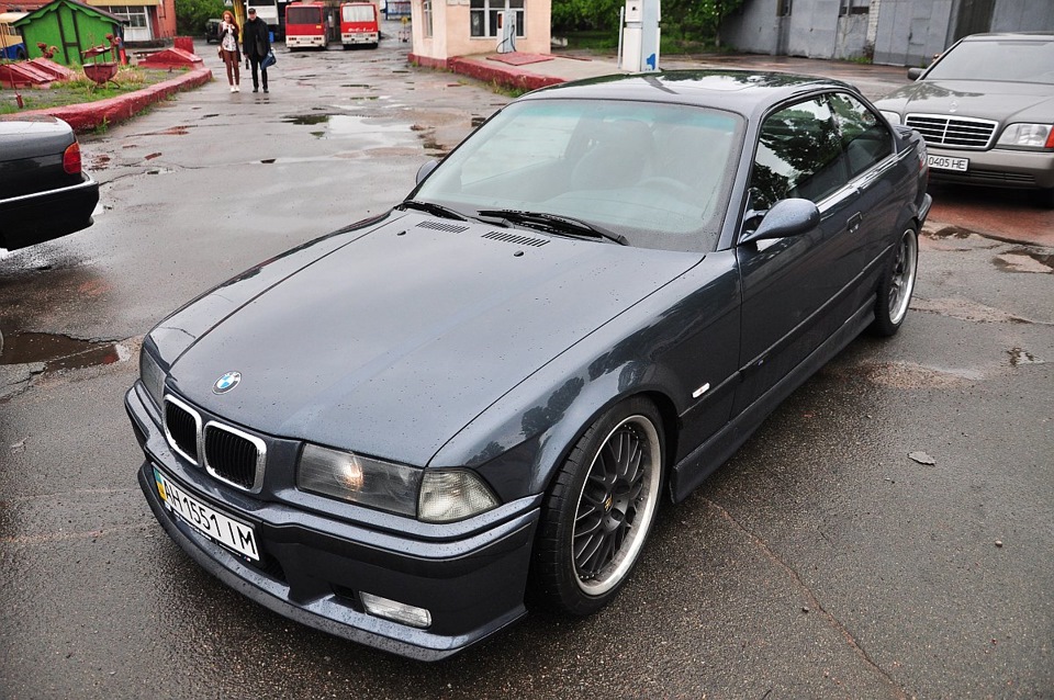 Mercedes-Benz Coupes Kyiv Photo Day 2016 (BMW vs MB) 2