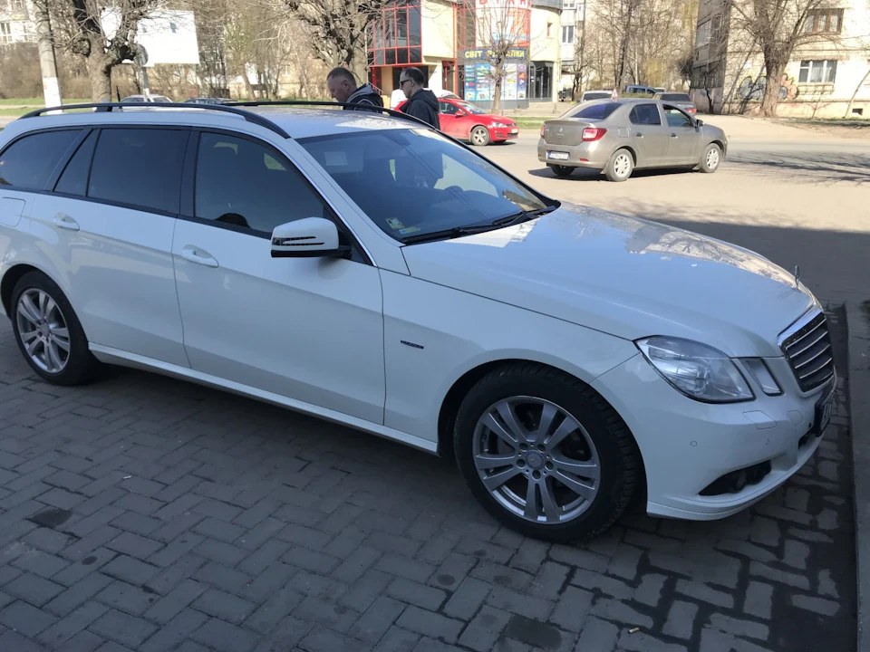Перша зустріч