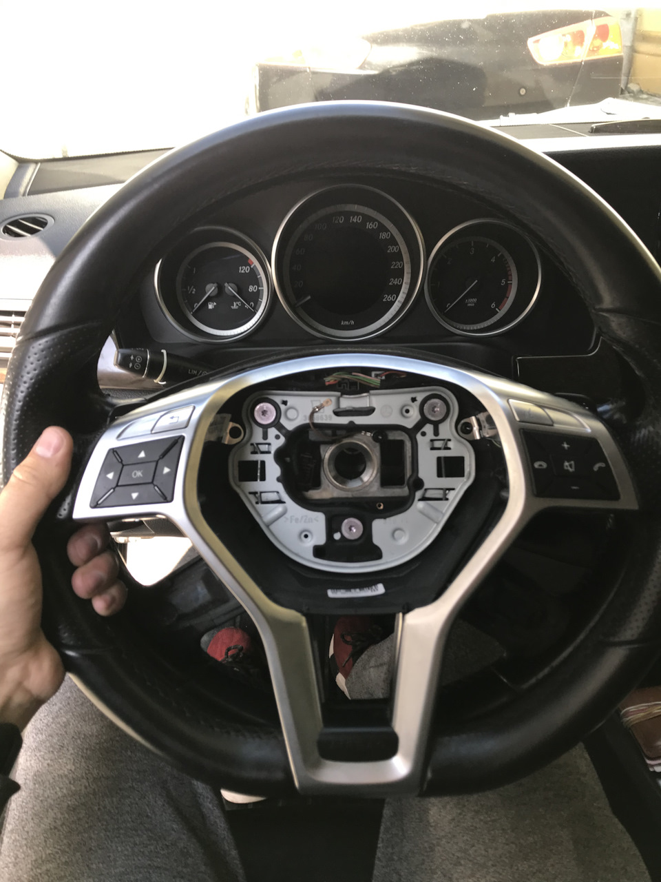 Встановлення рульового колеса AMG 5