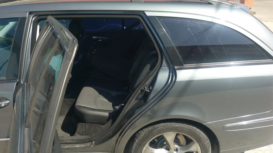 W211 та ISOFIX для дитячих сидінь