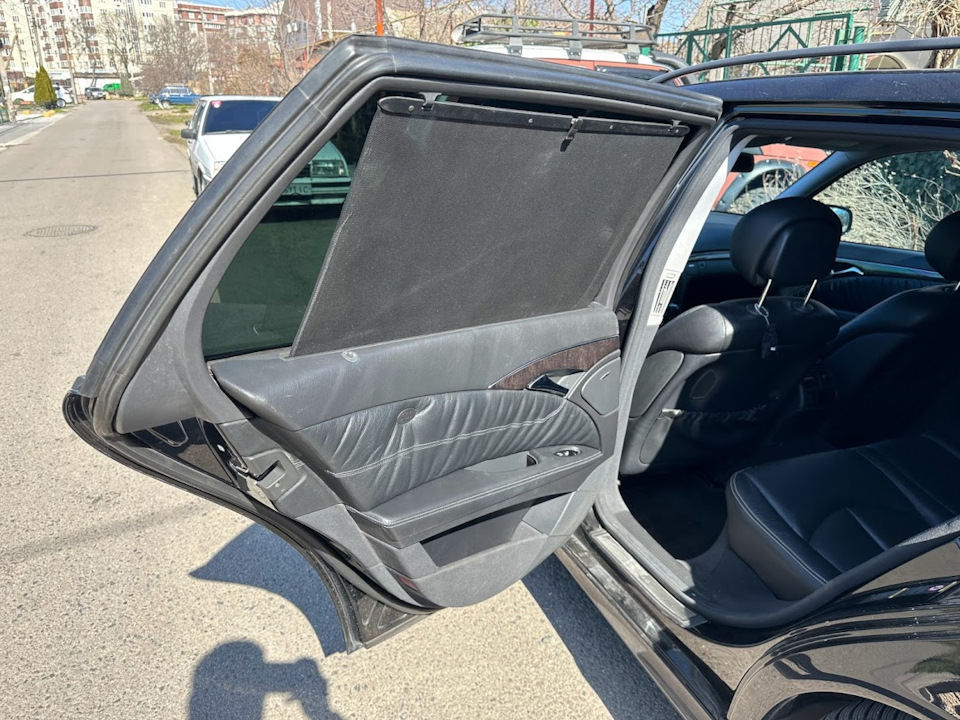 Задні карти зі шторками 2