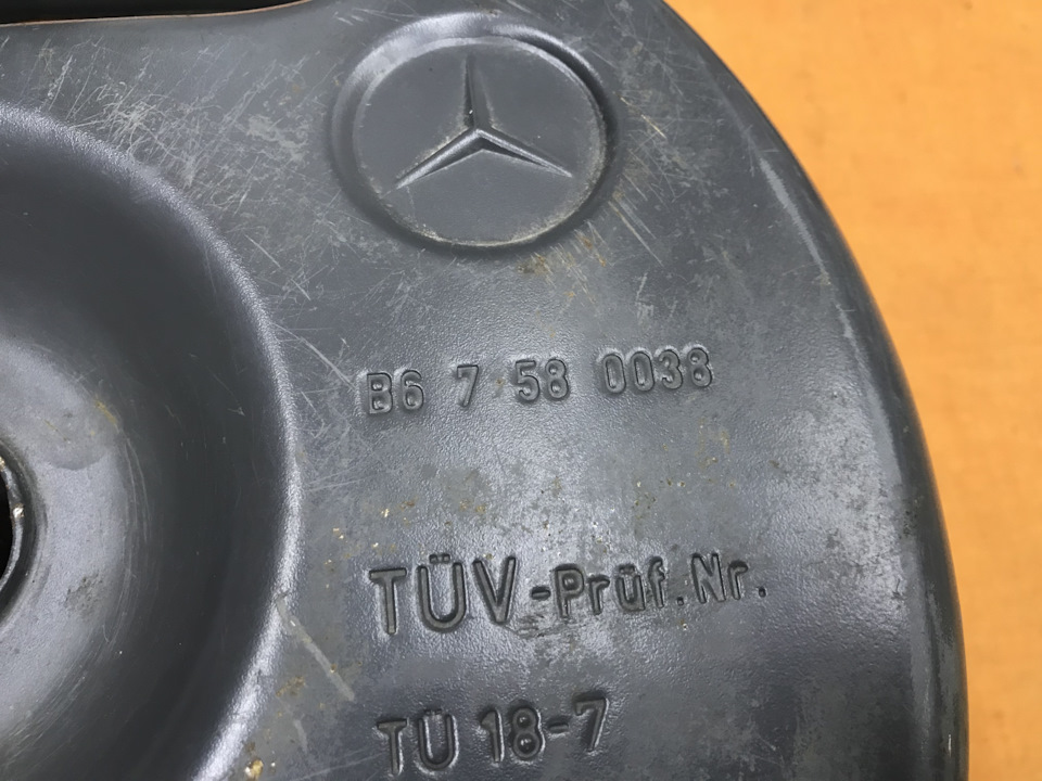 Оригінальна каністра Mercedes на 7л 4