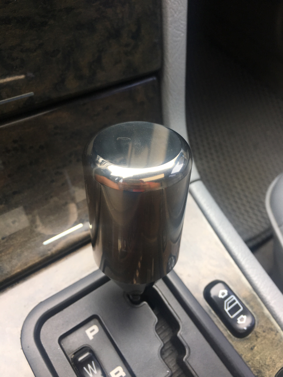 Стильна ручка КПП 2