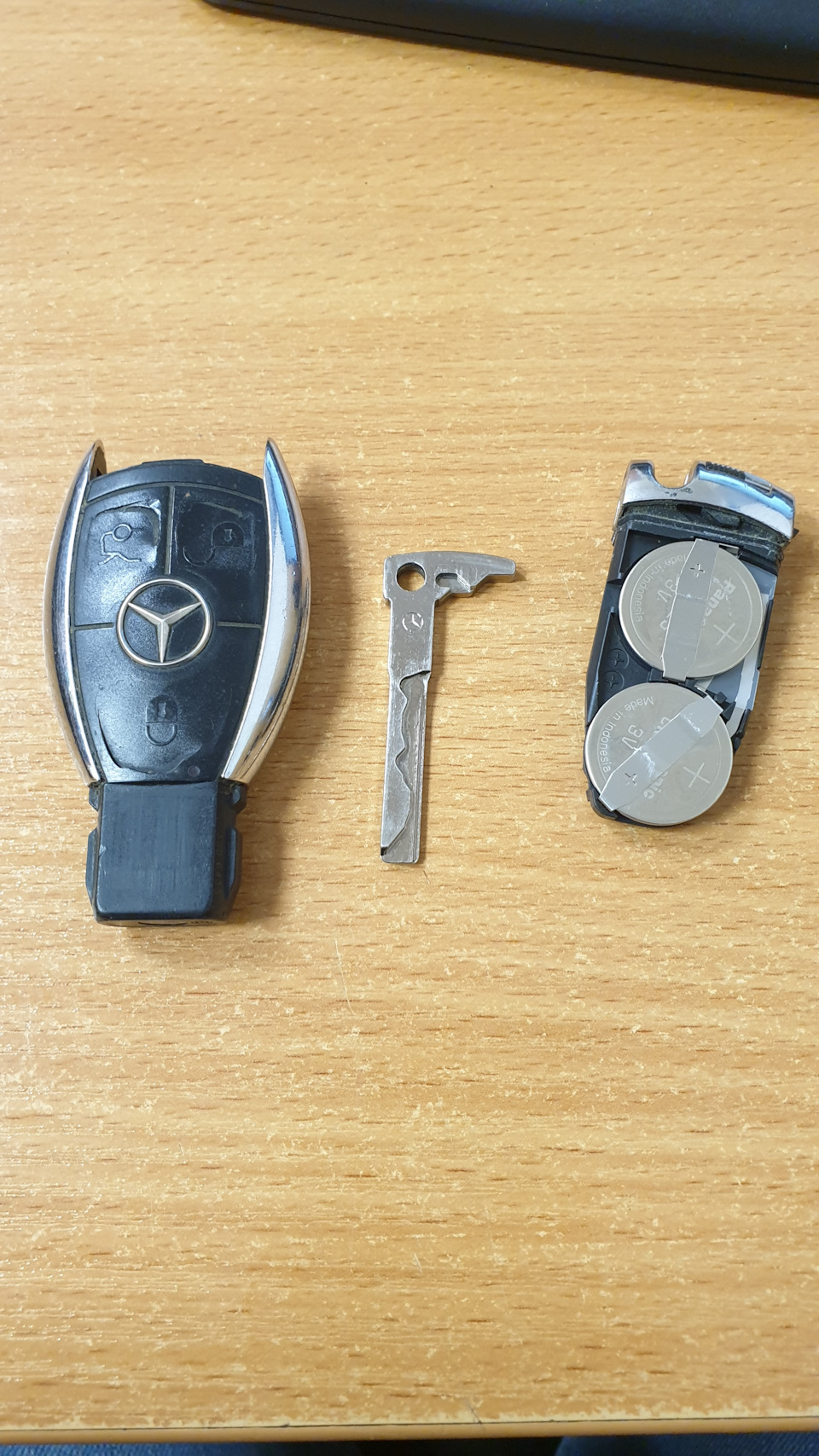№2 Де зробити ключ до W211 2