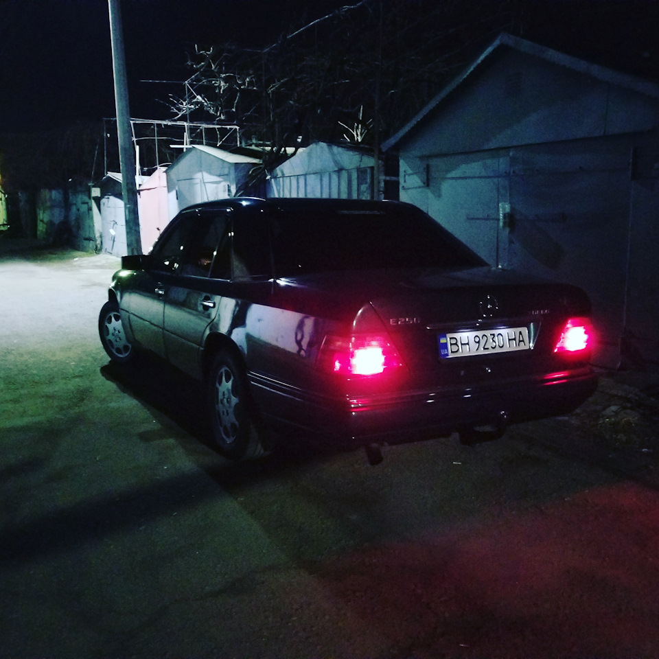 Камера заднього виду 2