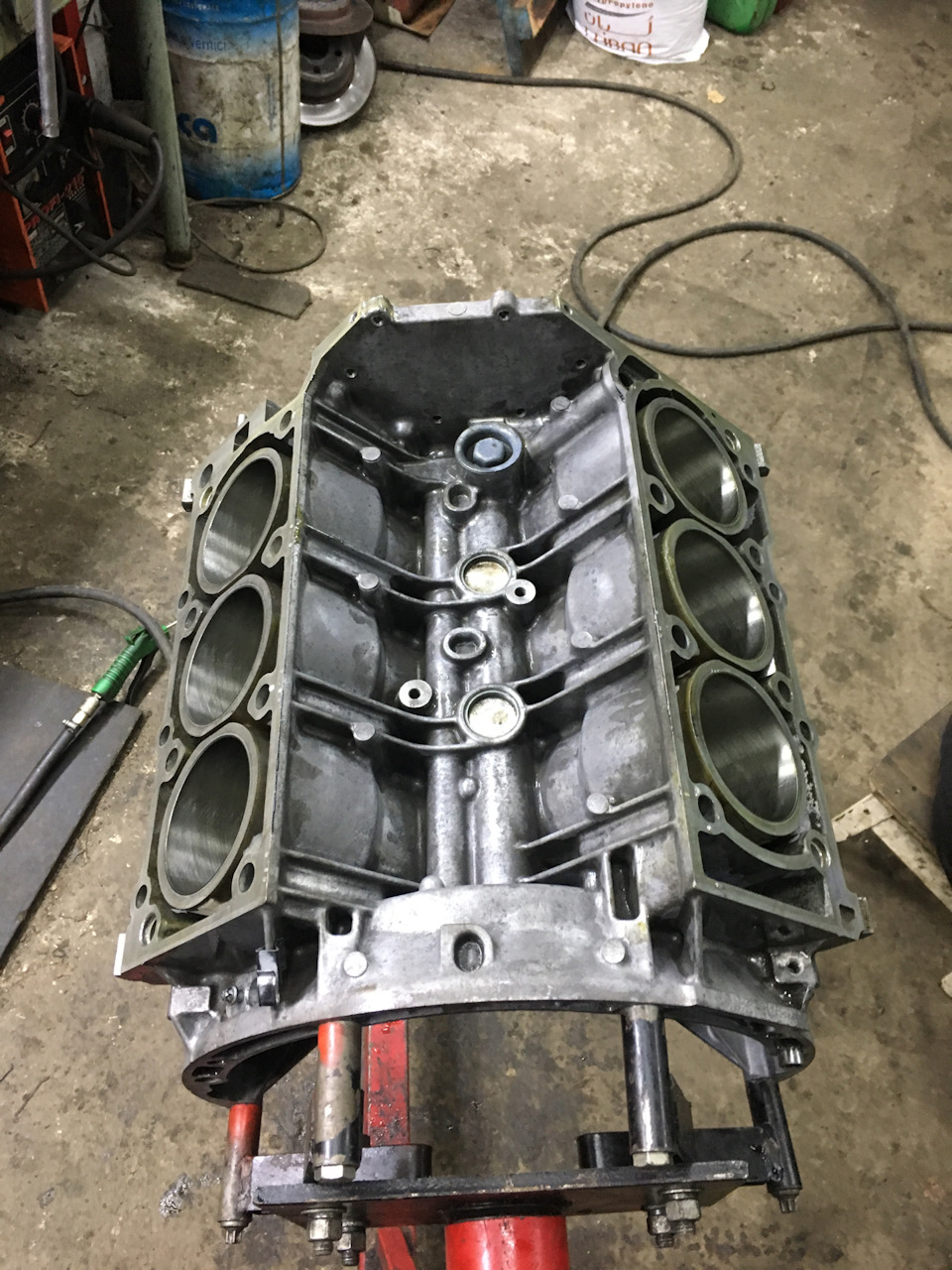 Mercedes W211 Забрав блок із гільзування М112 3.2 2