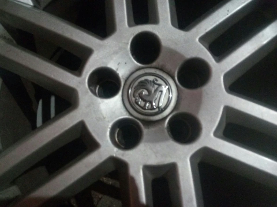 диски та шини R17J7 VAUXHALL
