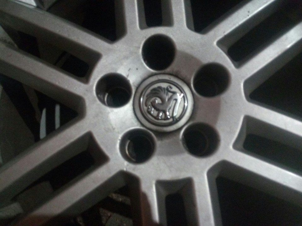 диски та шини R17J7 VAUXHALL 1