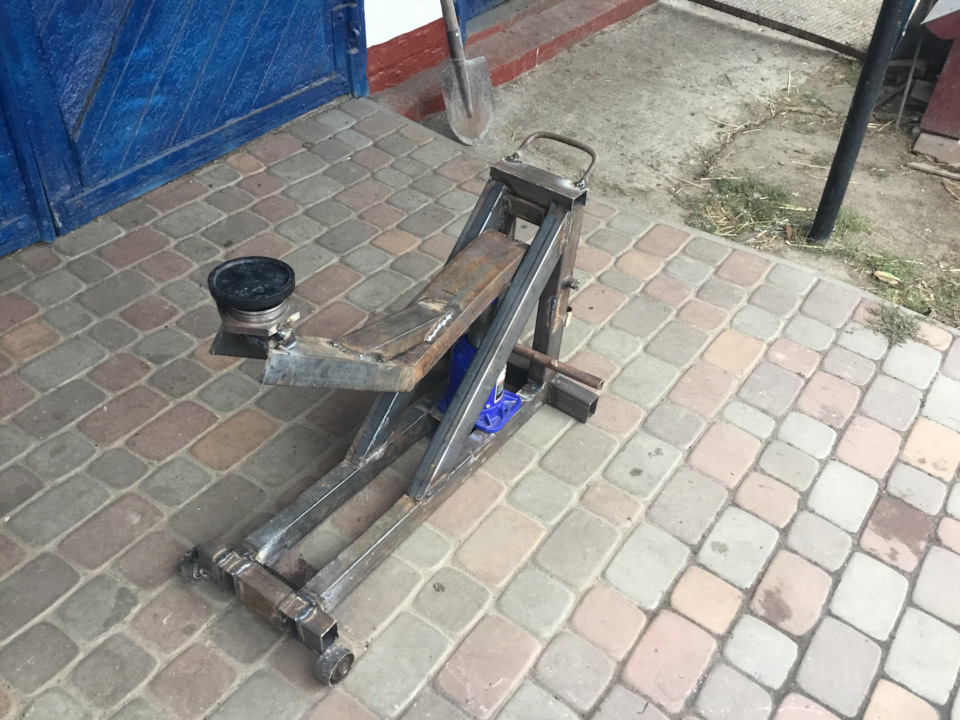 Зробив домкрат для дому 4