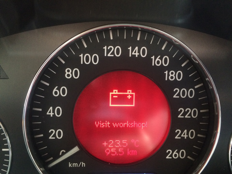 Заміна маленького АКБ 1