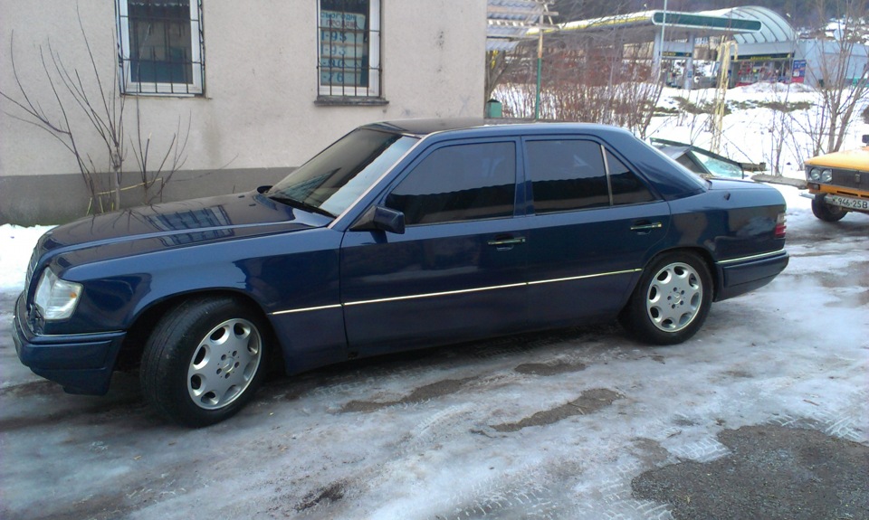 E 420 На заміну 250D 1