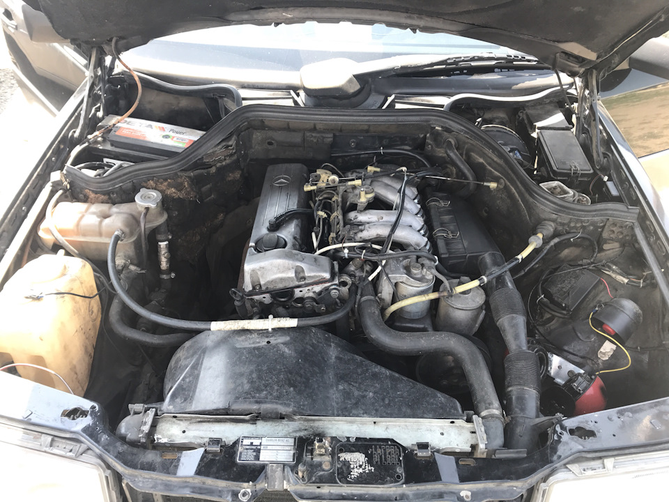 Продам W124 200D 5