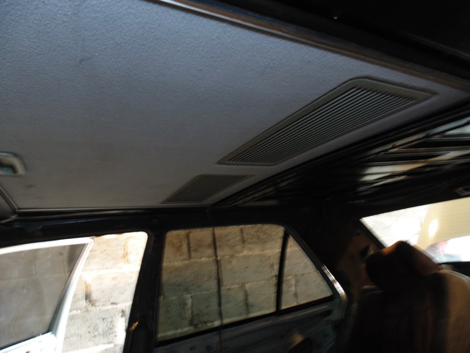 Встановлення люка від w210 на w124. 3