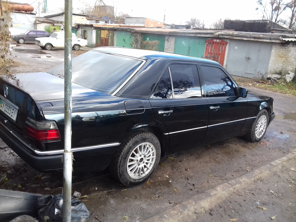 Продам W124 E320 3