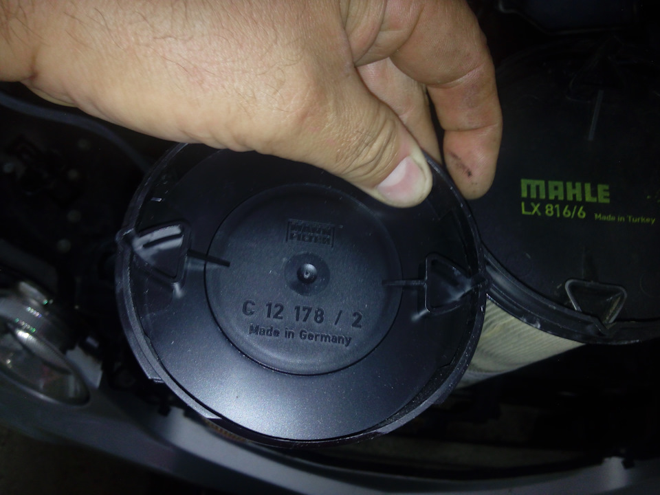 Замінив масло 5W30. 229.51 та фільтра. 5