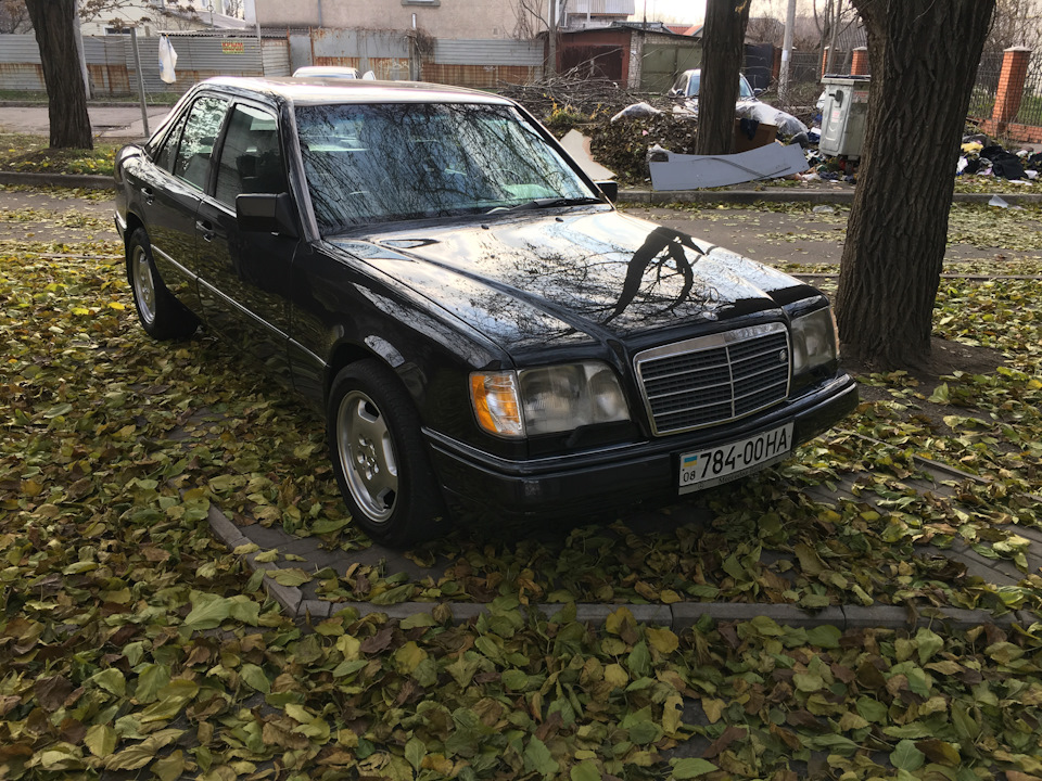 Mercedes on duty) 4