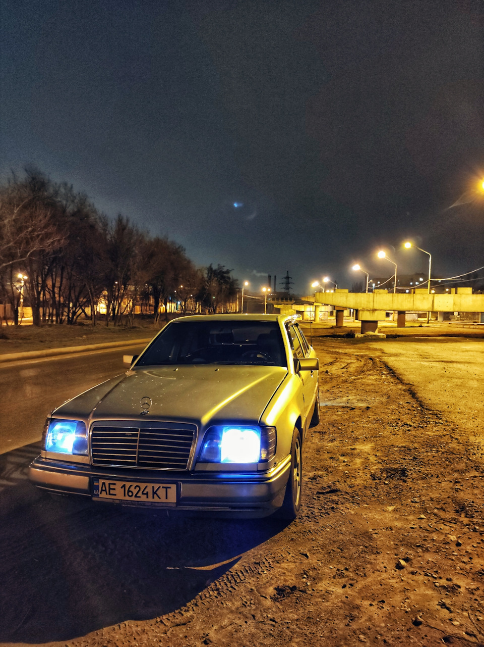 Не закривається, SOS 4