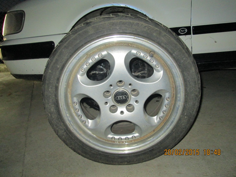Продам диски з резиною стояли на Audi a4 1999 р. R17/45/225 недорого 4
