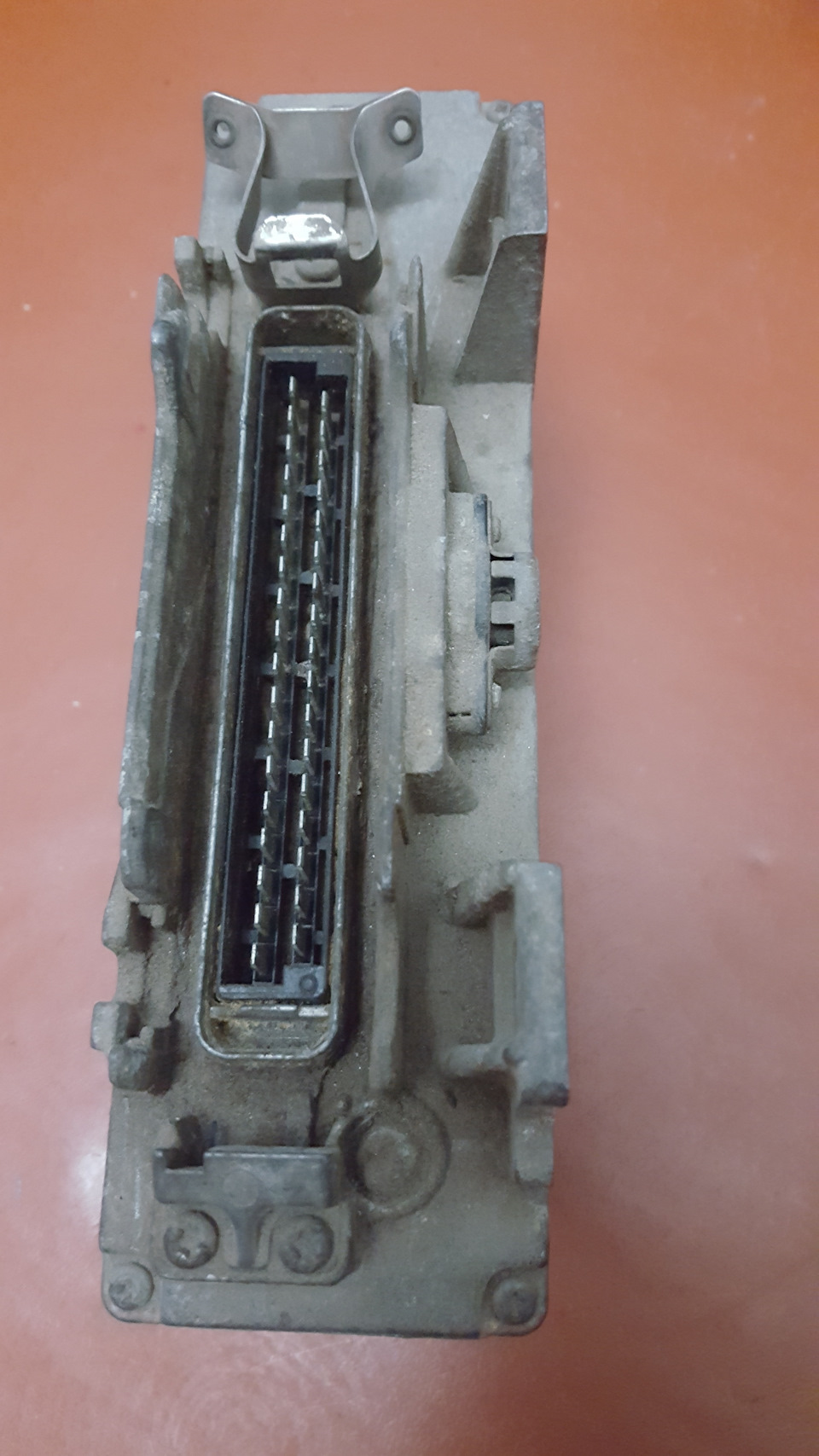 Розбираємо блок мозку ABS w124 2