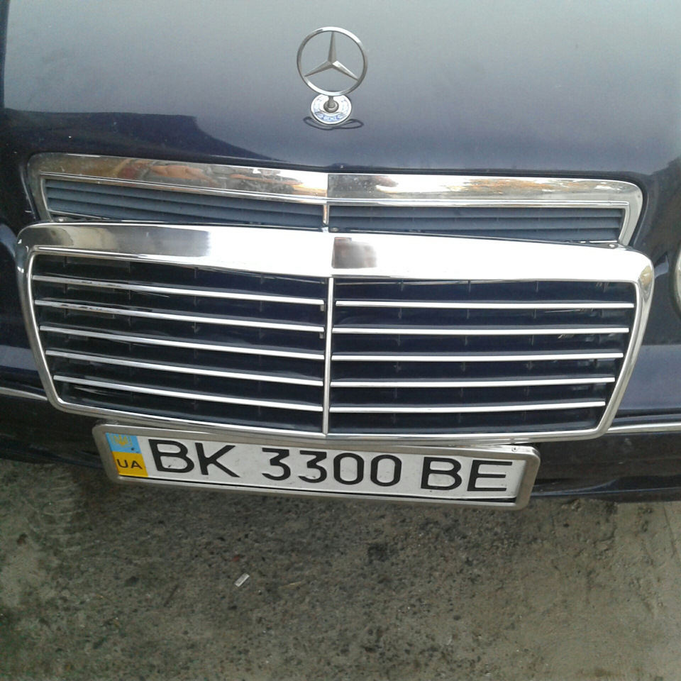 Полірнув фари змінив роз'єм лампочок на Н7 і лоханувся з ґратами Mercedes w210 3.2CDI 5
