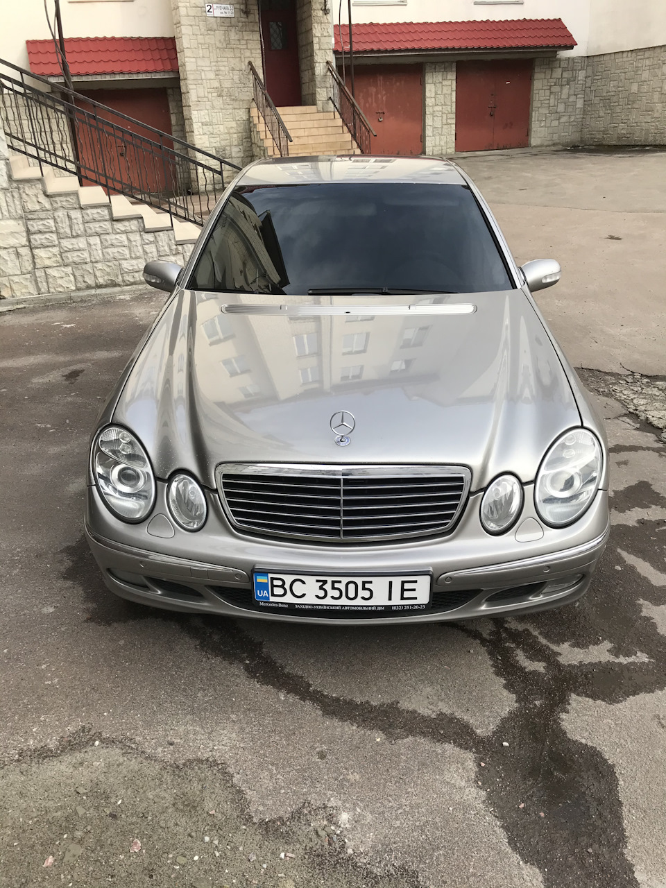 Фари та грати 5