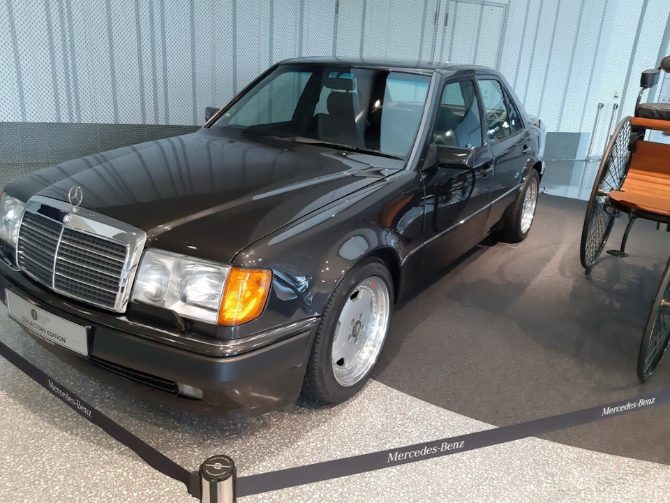 Mercedes 500E з Музею! 2