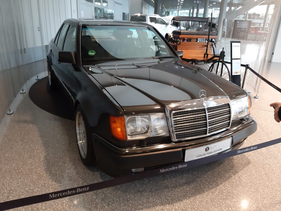 Mercedes 500E з Музею! 1