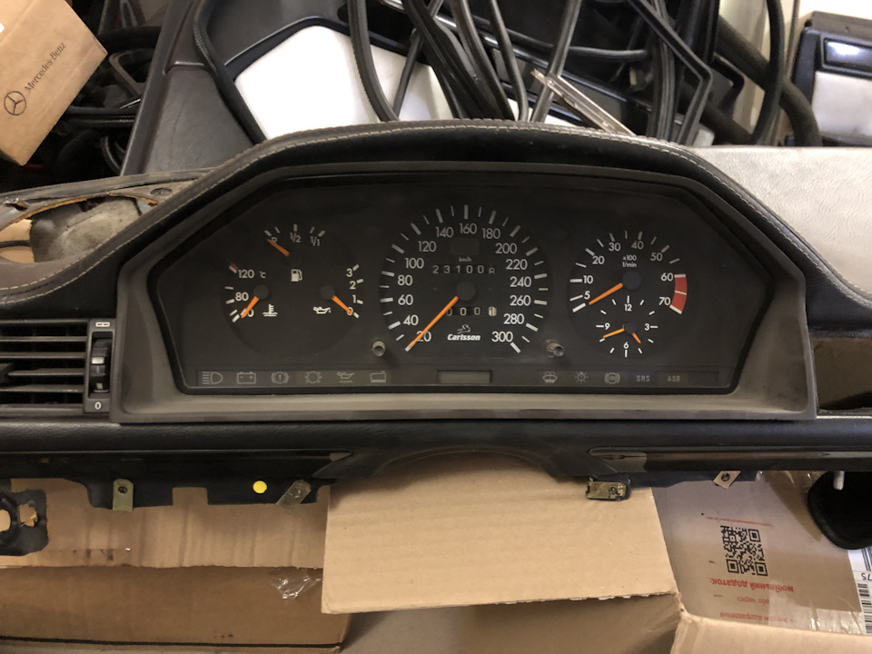 Позначення швидкості 300 км/год? 2