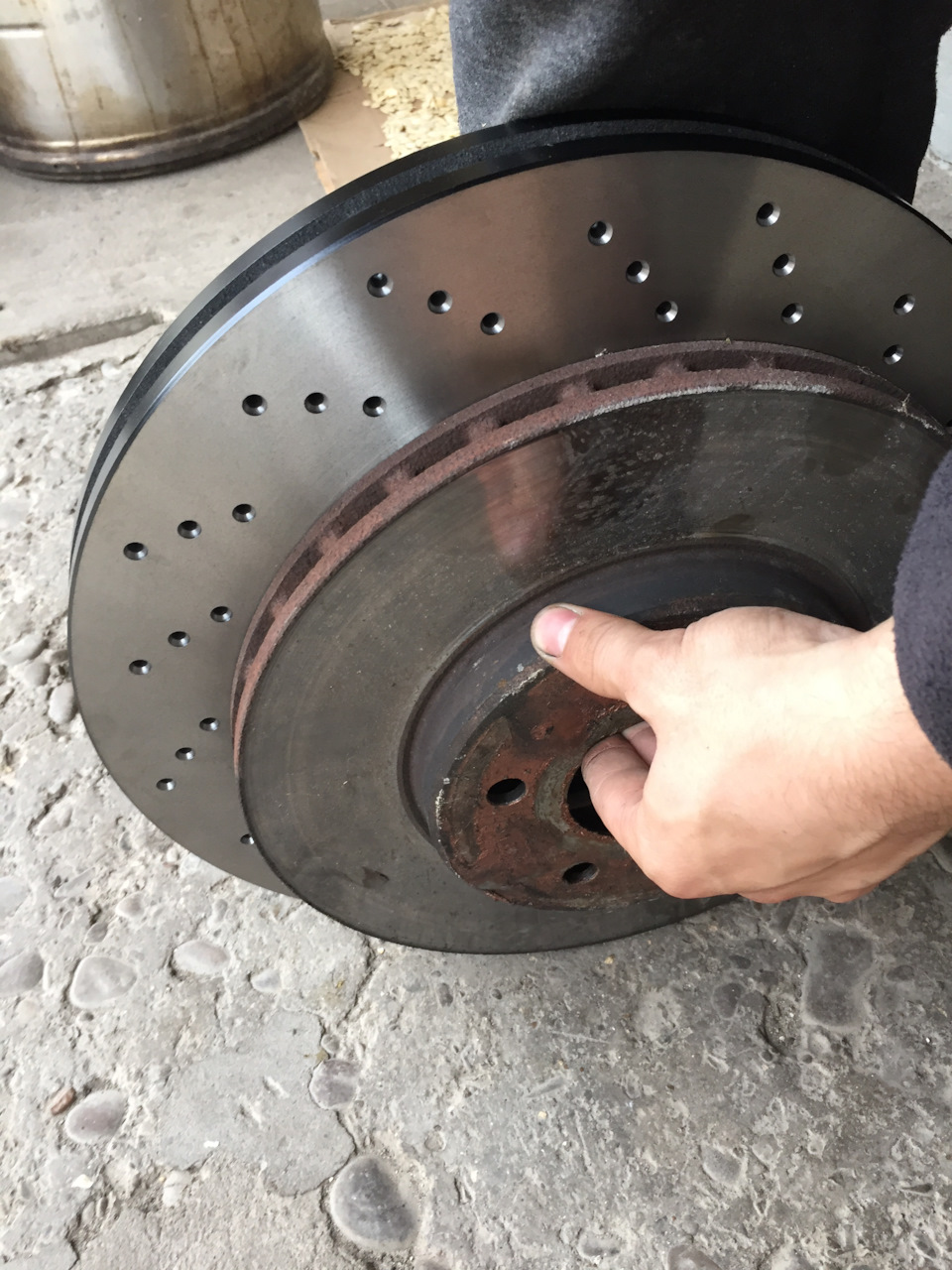 345й диск і 4х поршневі суппорти Brembo 5