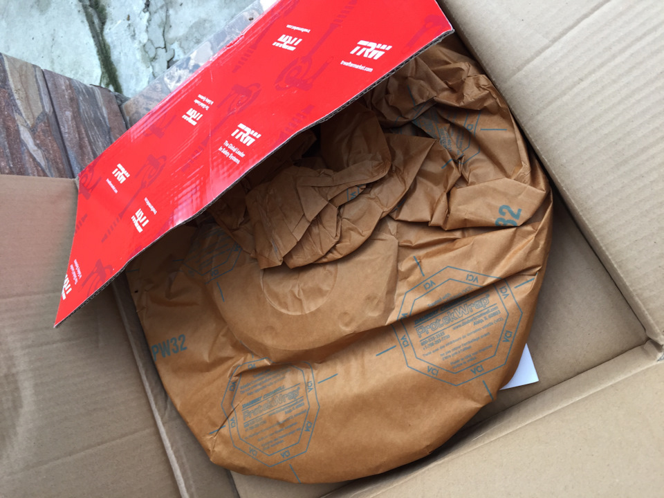 345й диск і 4х поршневі суппорти Brembo 2