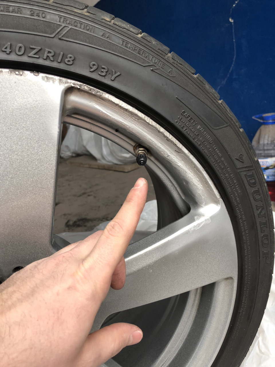 Продам диски с резиной Mercedes r18 212 A 212 401 13 02 8.5j*18H2 ET48 3