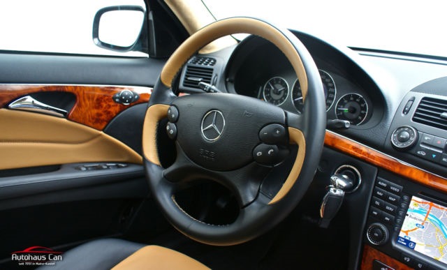 Mercedes-Benz E350 4Matic Facelift* DESIGNO Traumausstattung 2