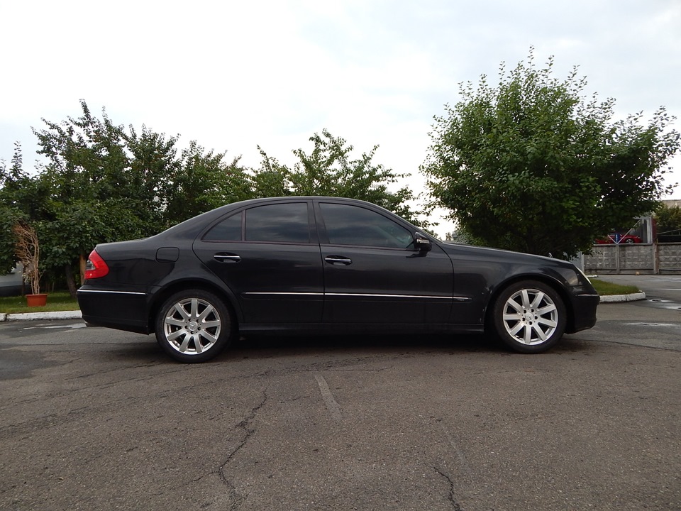 Wheels 17 Mercedes-Benz Tarazed on Mercedes w211 E350 4M. Foto 1