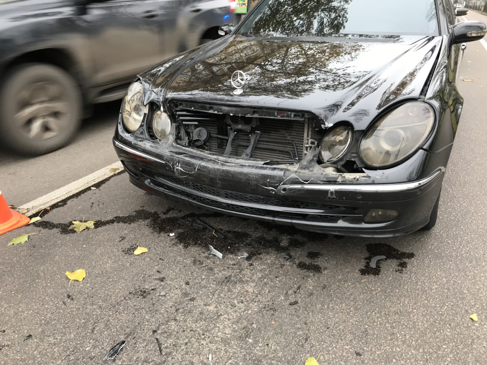 Дтп. Не уважність і тд 4