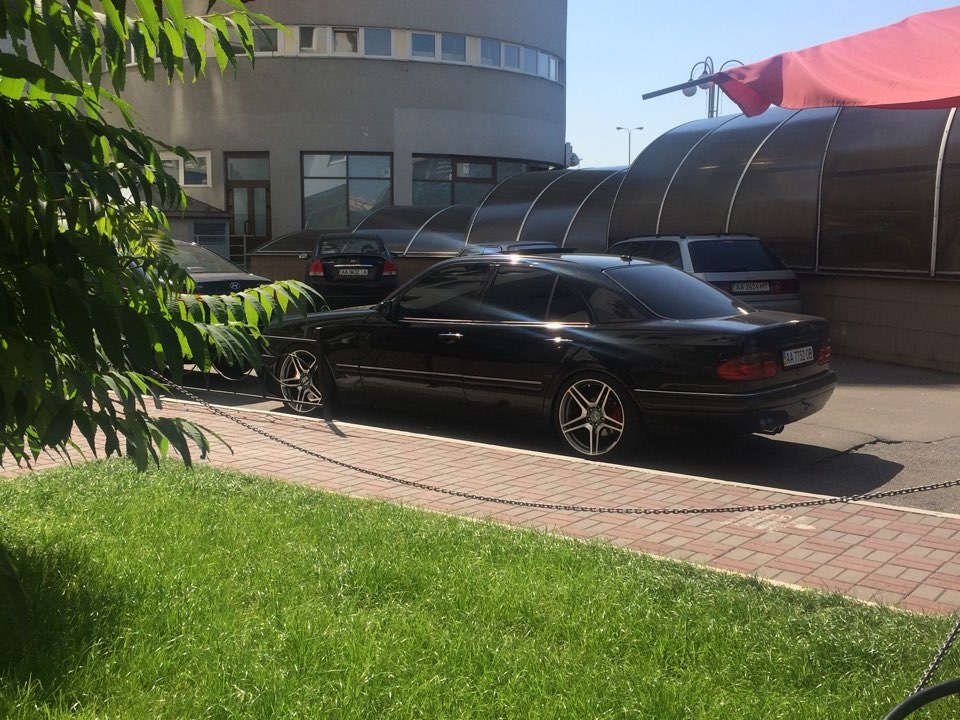 У мерса все добре. Політ нормальний) 2