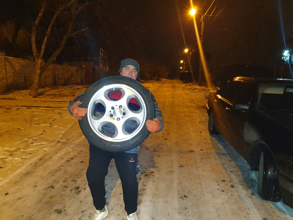 Диски BRABUS Monoblock 4 r18. ДИСК ЗНАЙДЕНИЙ!)))) 1