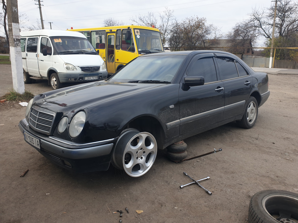 Перша примірка дисків BRABUS Monoblock 4 r18 3