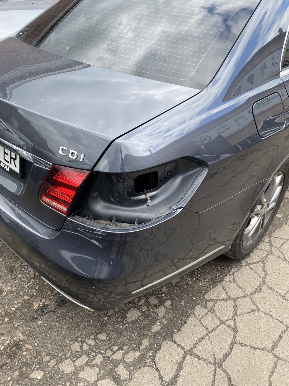 Ремонт діодів на задніх фарах w212002 2
