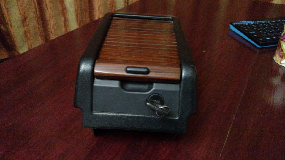хлібниця. продам. 5