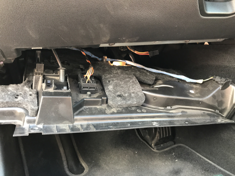 Ремонт засувки (блокатора ESL, ELV) керма Mercedes W212 4
