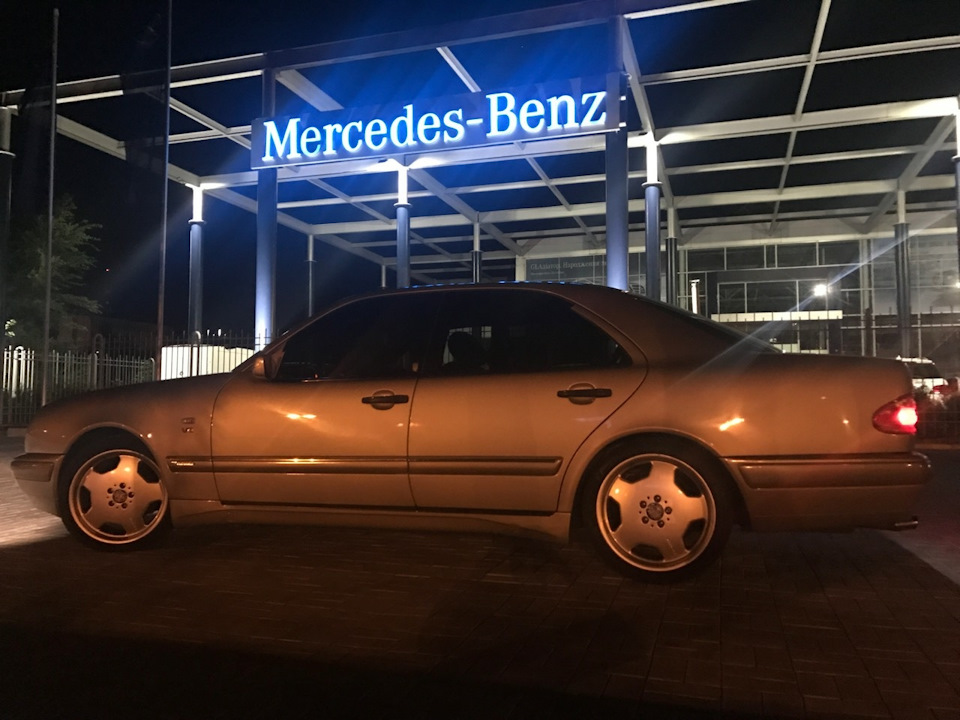 Mercedes Benz & День міста Дніпро 1