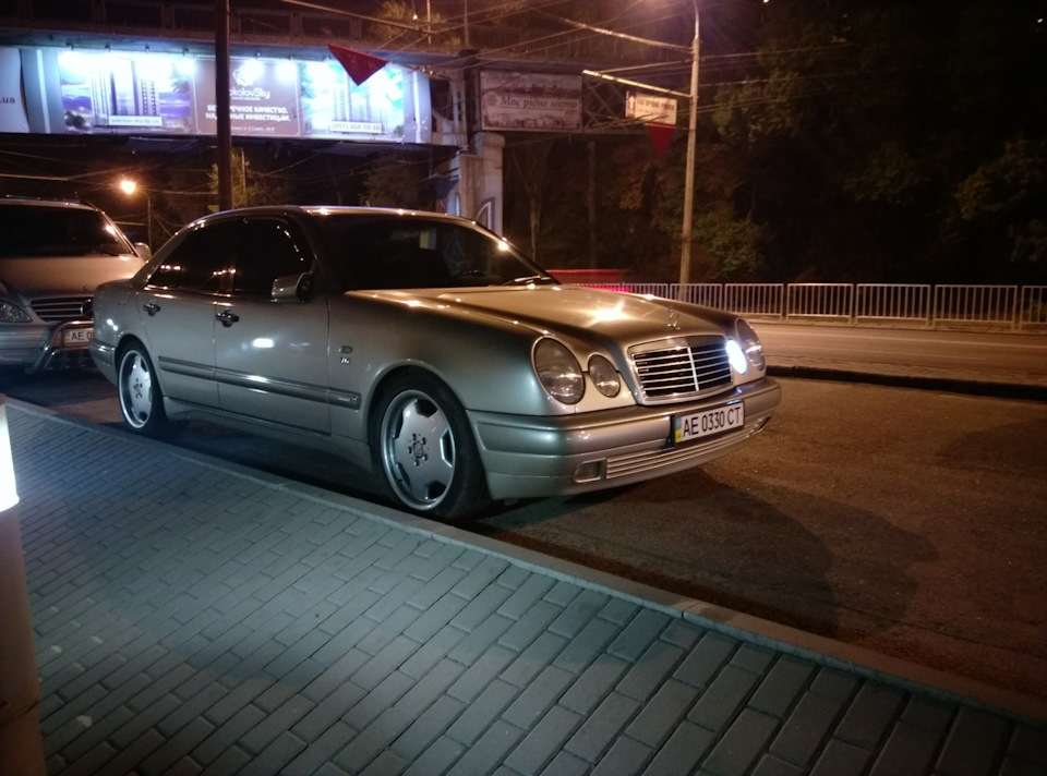 Нічний Дніпро і мій 210-иш)) 3