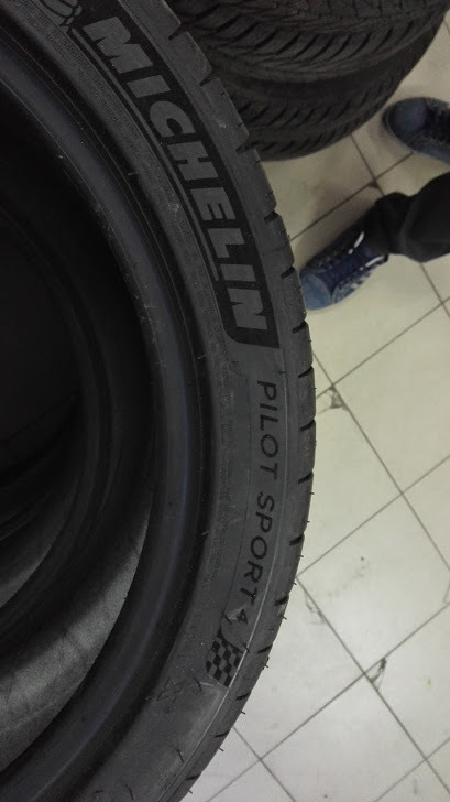 Michelin Pilot Sport 4 3