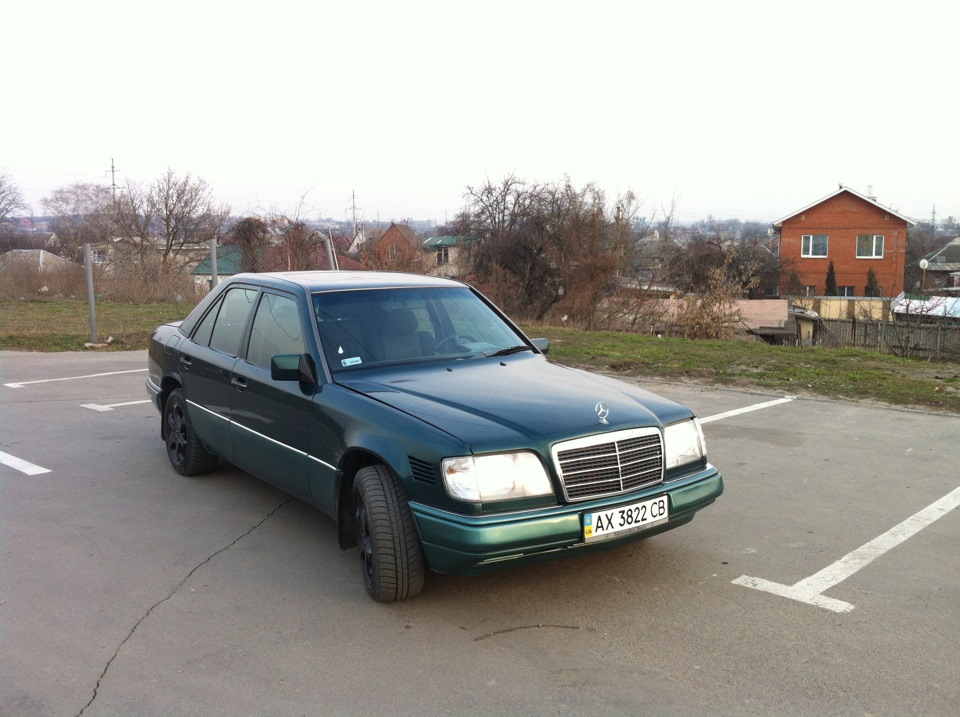 Діоди в багажник, щіточка для пилу та пара фоток 4
