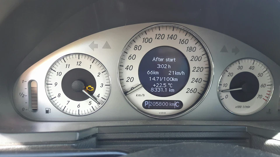 Ремонт впускного колектора m272. Видалення заслінок.