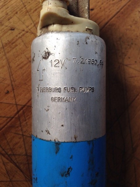 Продам паливний насос 1