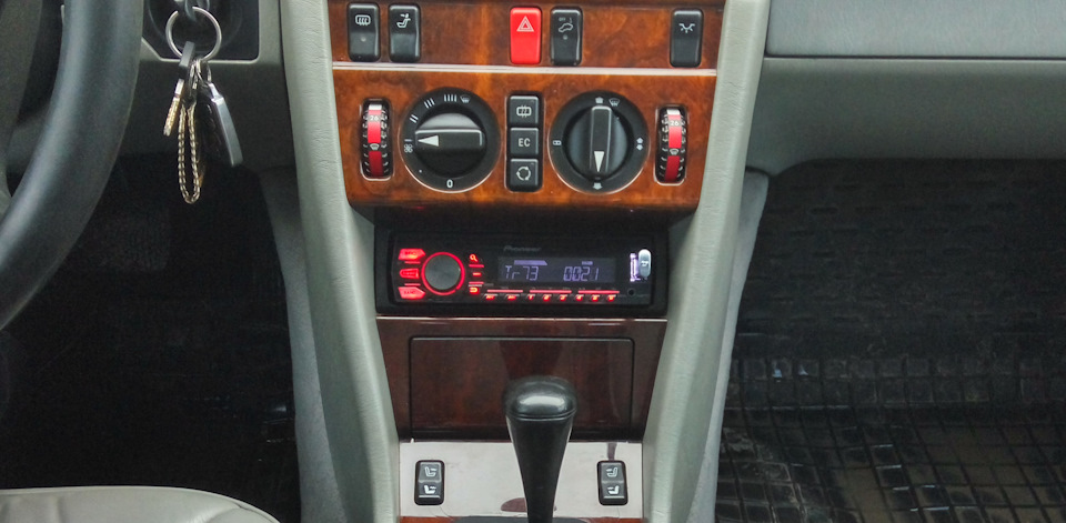 Pioneer DEH-9450UB 5