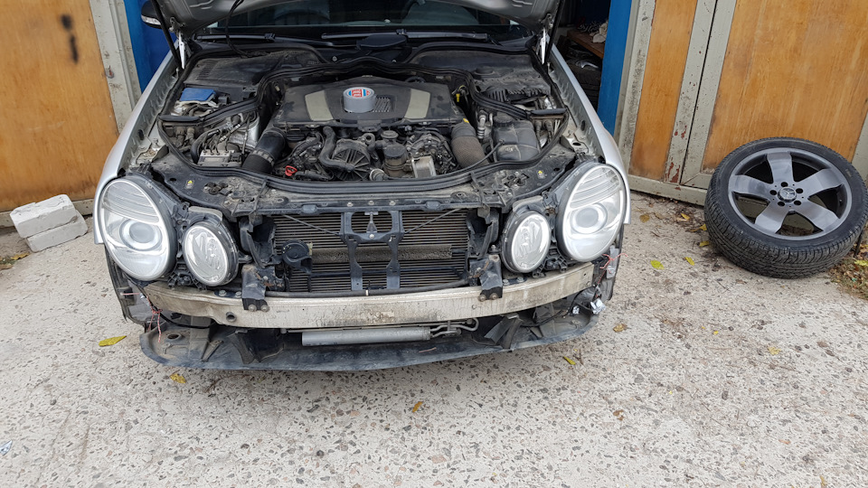 W211 ILS Розбір фари(чистка)+полірування+плівка 4