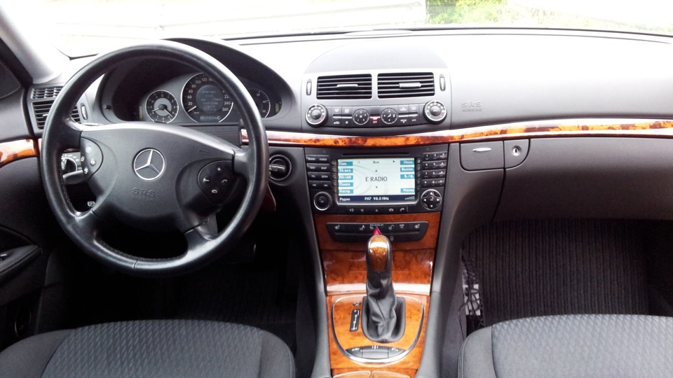 14. Салон, якого немає навіть в AMG w211 =))) 1